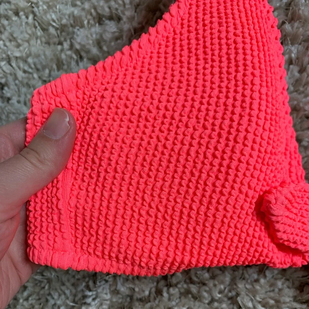 Lively Ruched Bikini Top - Picture 3 of 8